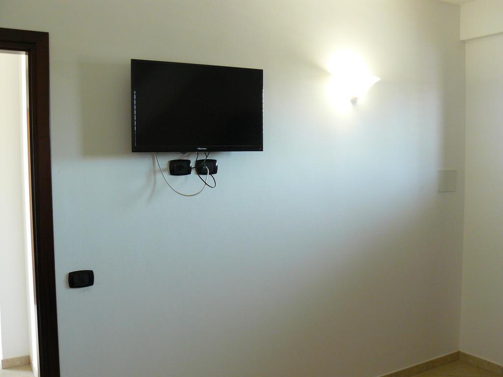 Oasi Tortuga Residence Piscina E Barbecue H24 마자라데발로 외부 사진